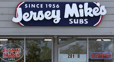 Jersey Mike's Franchise: Cost, Profitability & Requirements (Investor's Deep Dive)